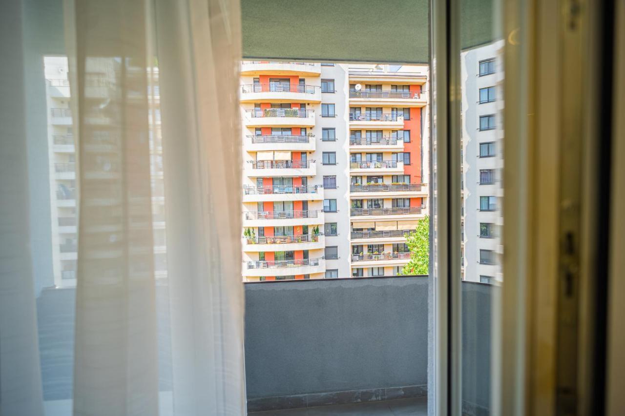 Refreshingly Chic: Newly Renovated 2Br Apartment บูคาเรสต์ ภายนอก รูปภาพ